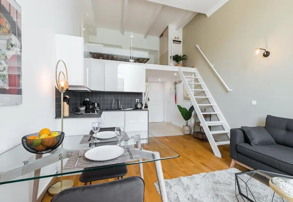 Apartment Deloye - Spacious Quiet Studio Wac Near Old Town France