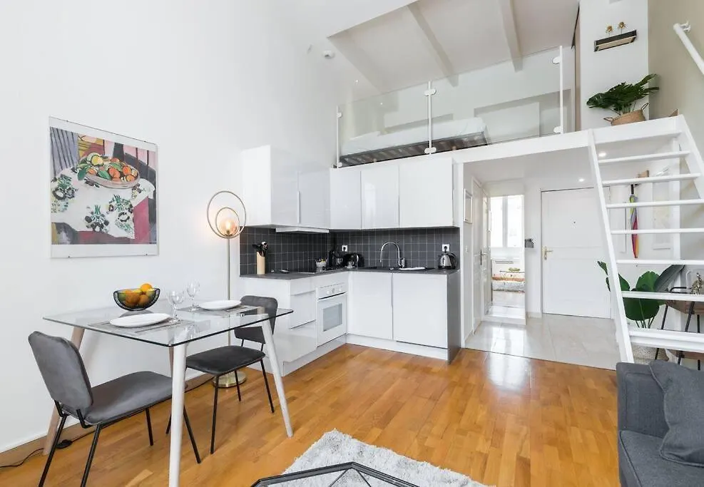 Apartment Deloye - Spacious Quiet Studio Wac Near Old Town