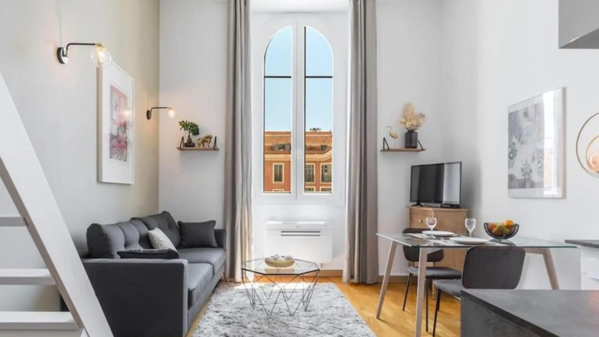 Apartment Deloye - Spacious Quiet Studio Wac Near Old Town France