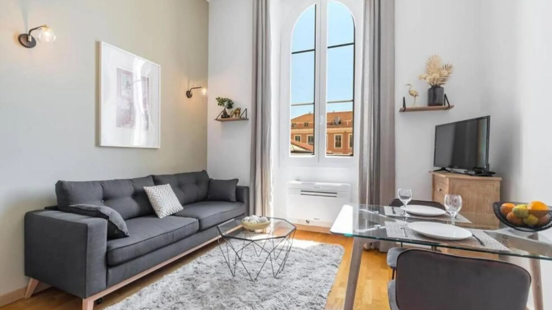 Apartment Deloye - Spacious Quiet Studio Wac Near Old Town France