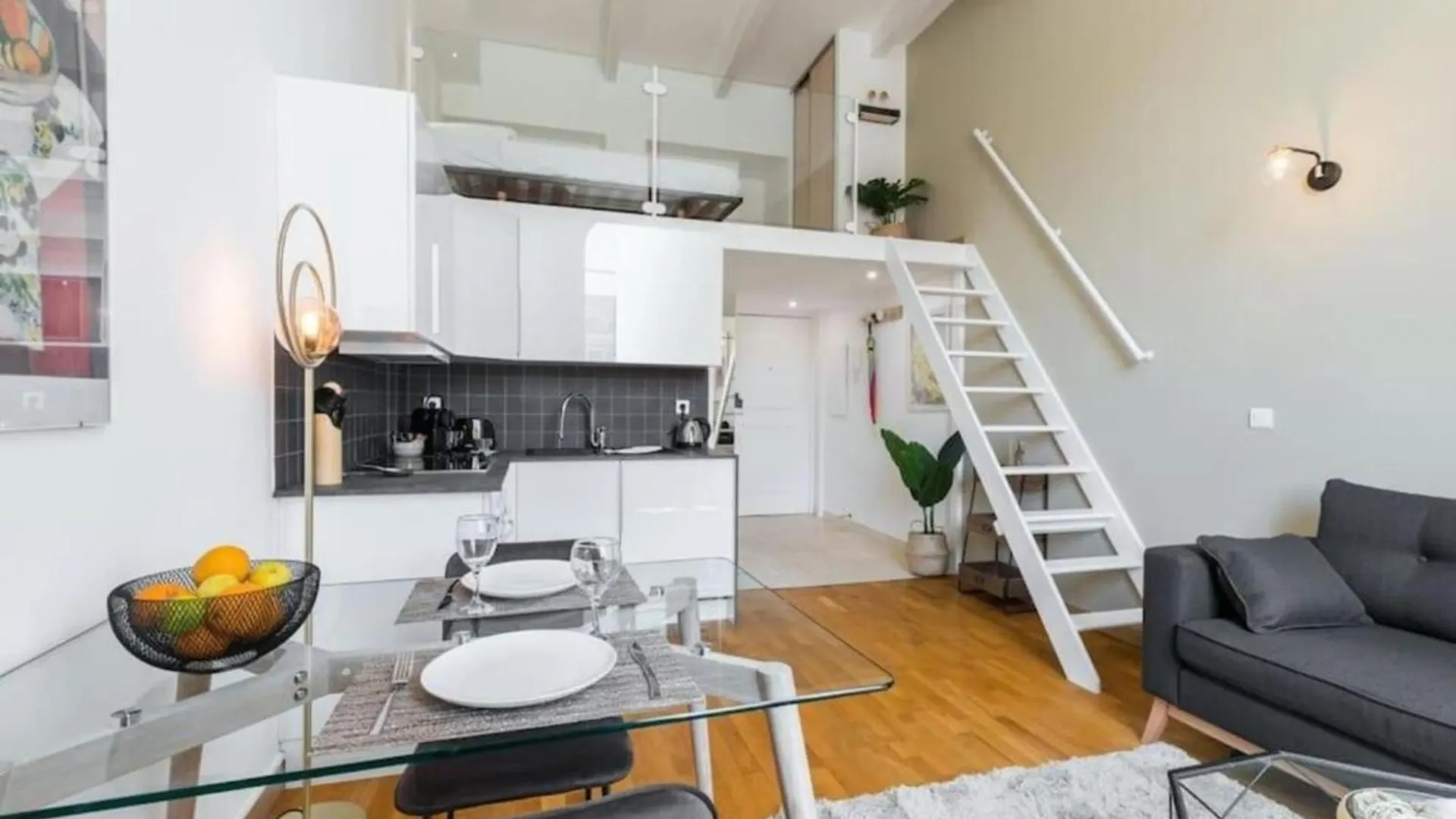 Deloye - Spacious Quiet Studio Wac Near Old Town
